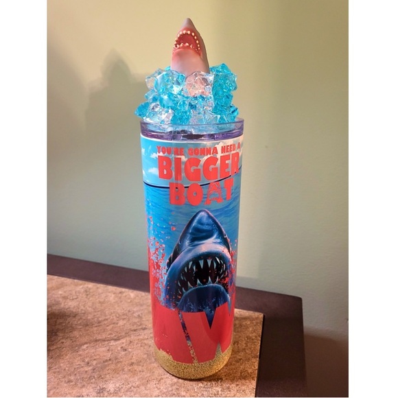 Jaws 3d Shark Head 20 oz Tumbler With Removable Magnetic Lid Ice Topper - Picture 2 of 4